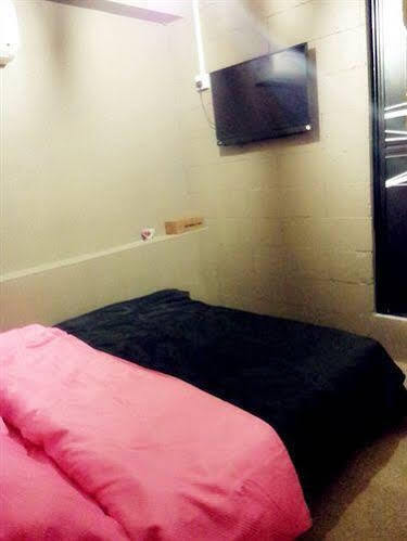 The Room @ Zishi Κότα Μπάρου Εξωτερικό φωτογραφία